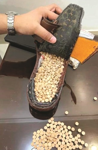 وهكذا أخفيت الحبوب في باطنه