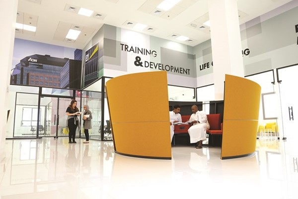 اتفاقية استراتيجية بين جامعتي AUM و HEC Montréal لمنح شهادة إضافية لخريجي برنامج الـ MBA