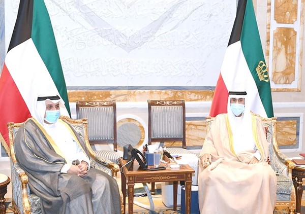صاحب السمو مستقبلا الشيخ حمد جابر العلي