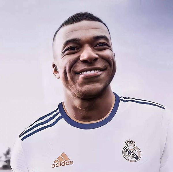 بعد رضوخ باريس.. "الجوهرة" مبابي إلى ريال مدريد مقابل 170 مليون يورو
