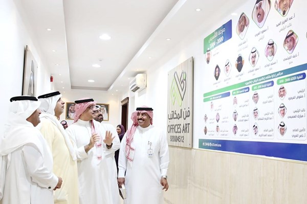 جانب من الجولة في جمعية إعلاميون