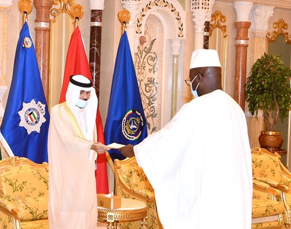 صاحب السمو الأمير يتسلم أوراق اعتماد السفير السنغالي