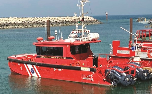 دوريات تابعة للإنقاذ البحري خلال تعامله مع حادثة الغرق