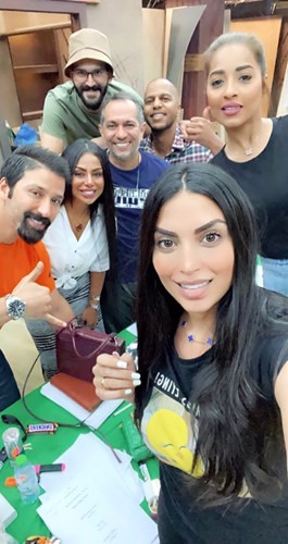 سيلفي مع فريق مسلسل عندما لا ينفع الندم