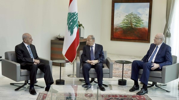 لقاء الرؤساء الثلاثة ميشال عون ونبيه بري ونجيب ميقاتي في بعبدا قبيل تشكيل الحكومة الجديدة (محمود الطويل)
