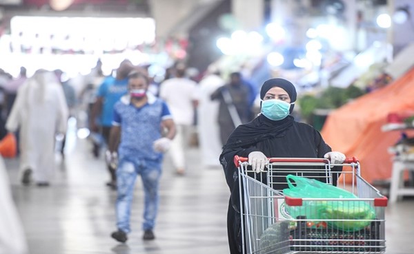 ثقة المستهلكين بالكويت تُحلّق لأعلى مستوياتها في 3 سنوات