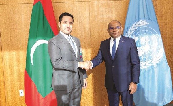 وزير الخارجية أثناء اجتماعه مع رئيس الجمعية العامة للأمم المتحدة
