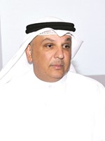 مدير الهيئة العامة للشباب يزور مدينة صباح السالم الجامعية