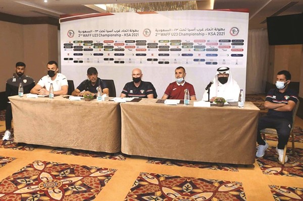 جانب من المؤتمر الصحافي لمدرب الكويت قبل انطلاق البطولة