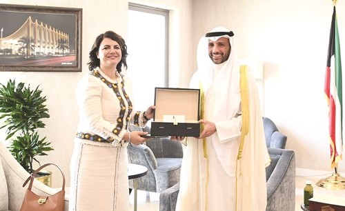 رئيس مجلس الأمة مرزوق الغانم مع وزيرة الخارجية الليبية د.نجلاء المنقوش