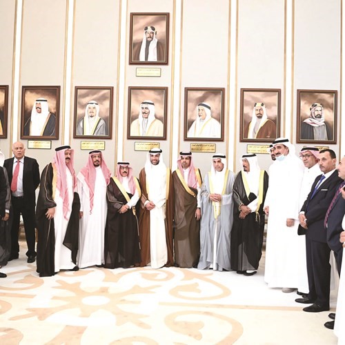 لقطة تذكارية للمشاركين