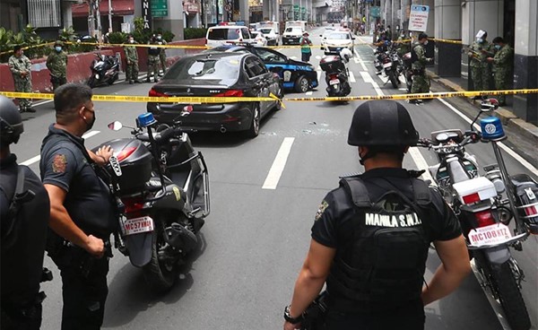 مطاردة بالسيارات مع الشرطة الفلبينية تنتهي بقتل ستة لصوص مشتبه فيهم