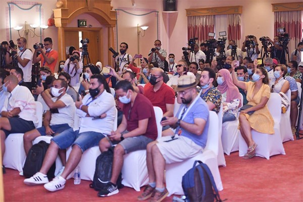 أحمد السقا في ندوة تكريمه: «اشتغلت بقلب ميت»