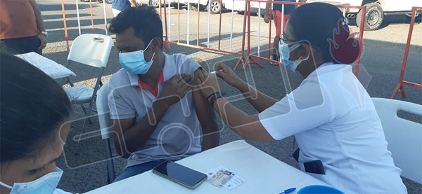 حملة التطعيم الميدانية الشاملة تجري مسحاً شاملاً لـ "سوق الجمعة"