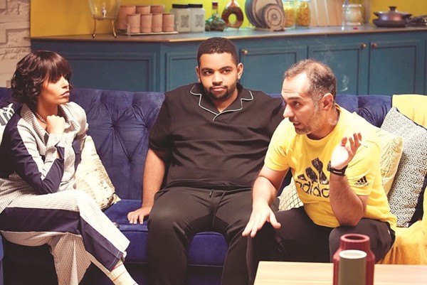 توجيهات المخرج نعمان حسين لفريق عمل مسلسل أزواج إلا ربع