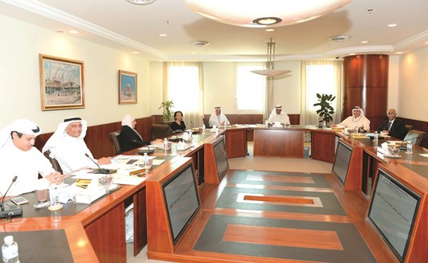 جانب من اجتماع مجلس أمناء مركز عبدالعزيز حمد الصقر للتنمية والتطوير