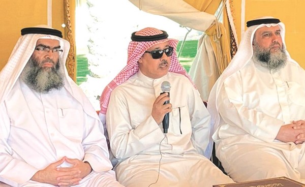 مسلم السبيعي متحدثا خلال حفل التكريم