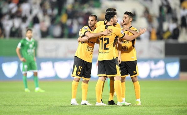 مباراة العربي والقادسية-هاني الشمري 27-11-2021 (162)