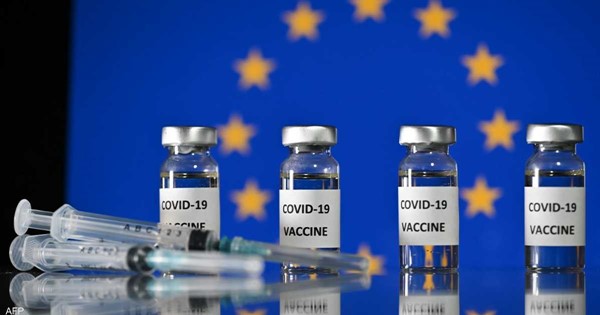 "المفوضية الأوروبية": حان الوقت للتفكير بالتطعيم الإلزامي في دول الاتحاد