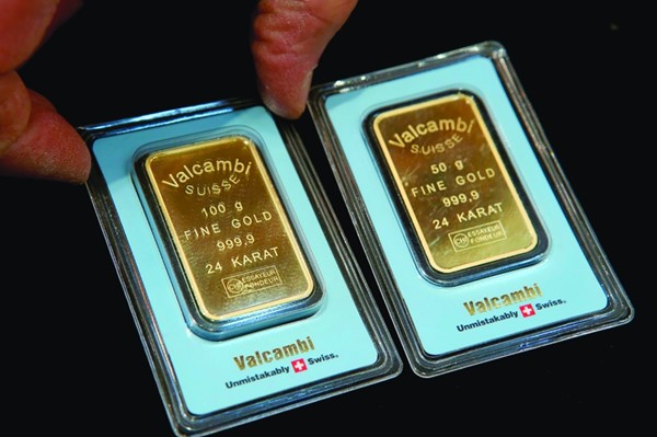 «أوميكرون» يرفع مبيعات سبائك الذهب بالكويت.. ومواطنون ومقيمون يكثفون مشترياتهم «تحوطاً»