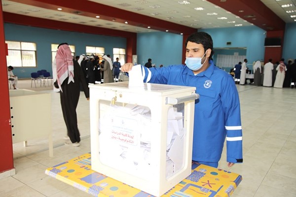 الانتخابات شهدت إقبالا خجولا من الطلبة