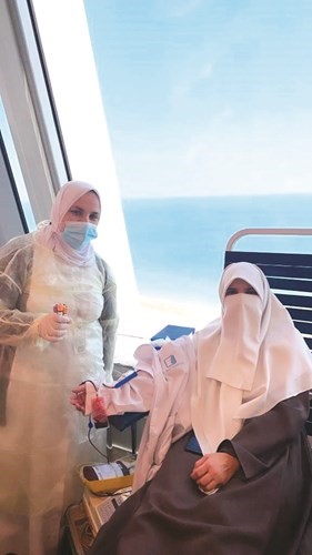 جانب من حملة التبرع بالدم التي نظمها مستشفى السيف