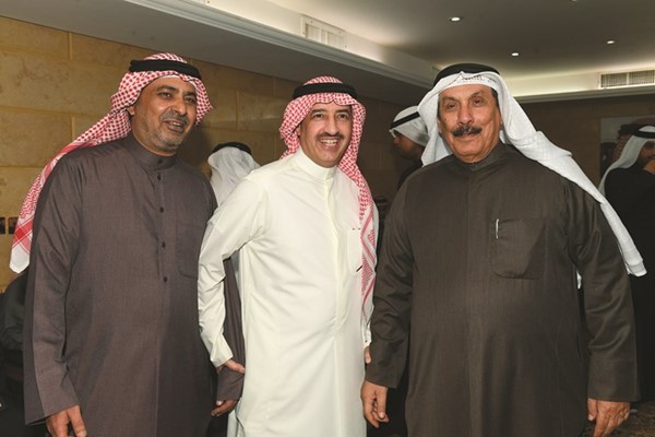 عبدالله فلاح يقدم التهاني