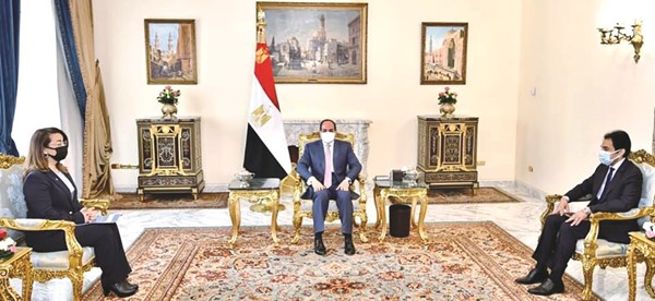 الرئيس عبدالفتاح السيسي مستقبلا امس د.غادة والي وكيل السكرتير العام للأمم المتحدة المدير العام التنفيذي لمنظمة الأمم المتحدة للجريمة والمخدرات والإرهاب
