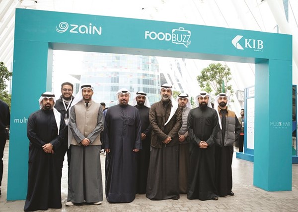 فريق KIB خلال المشاركة في مهرجان Food Buzz