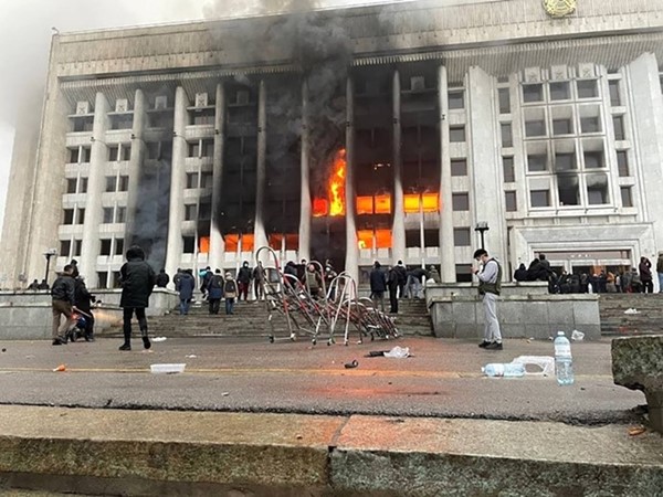 الأعمال الإرهابية كبدت الدولة خسائر فادحة