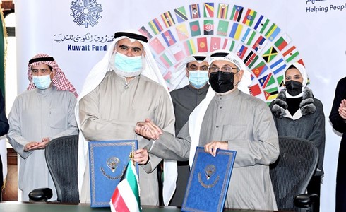 توقيع مذكرة تعاون بين جامعة الكويت والصندوق الكويتي للتنمية