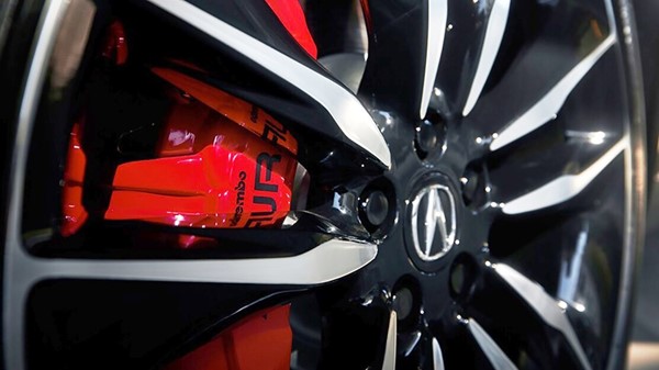 معرض «ACURA الملا» يستقبل MDX Type S الجديدة كلياً