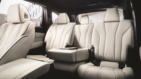 معرض «ACURA الملا» يستقبل MDX Type S الجديدة كلياً