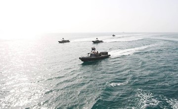 «الصقر المدافع» نجح في صد الاعتداءات وتخليص السفن من أعمال القرصنة