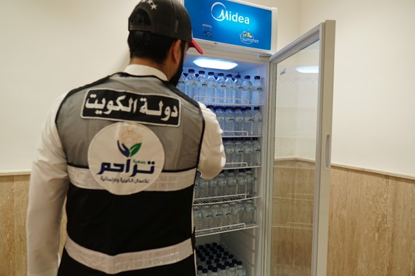 "تراحم الخيرية نفذت مشروع سقيا الماء داخل الكويت"