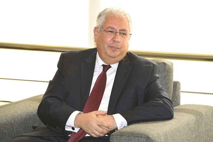 السفير المصري أسامة شلتوت