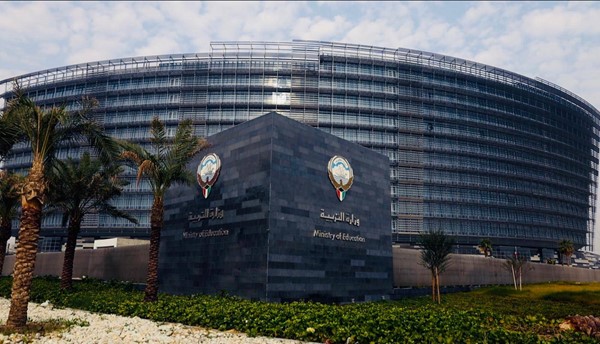 "التربية": دوام الفصل الدراسي الثاني "يوم وترك" وحتى إشعار آخر