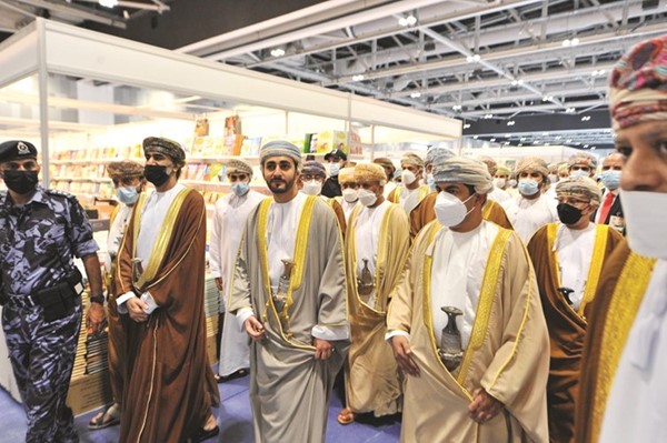 «عرس عُمان الثقافي».. رؤية سديدة لخلق أجيال من المبدعين والمفكرين