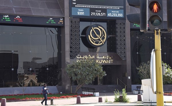 ثقة أجنبية كبيرة في بورصة الكويت رغم تداعيات كورونا 	(أحمد علي)