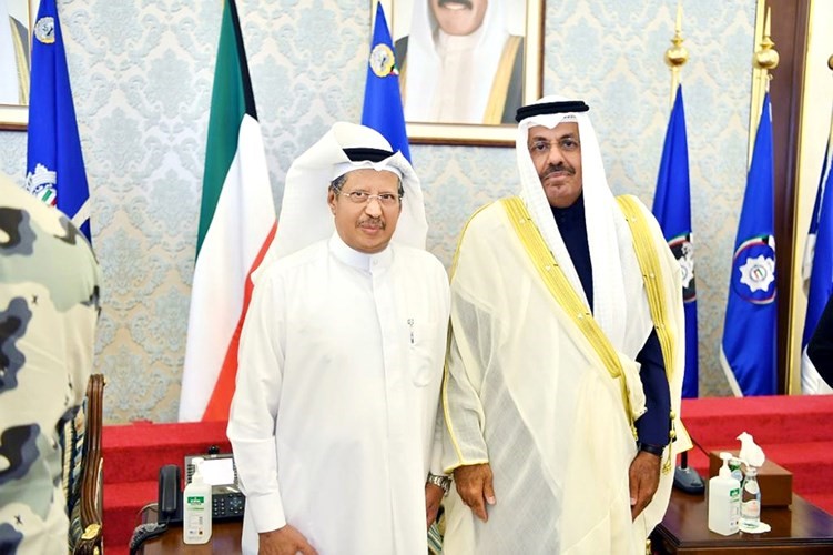 والفريق م. طارق حمادة مهنئا