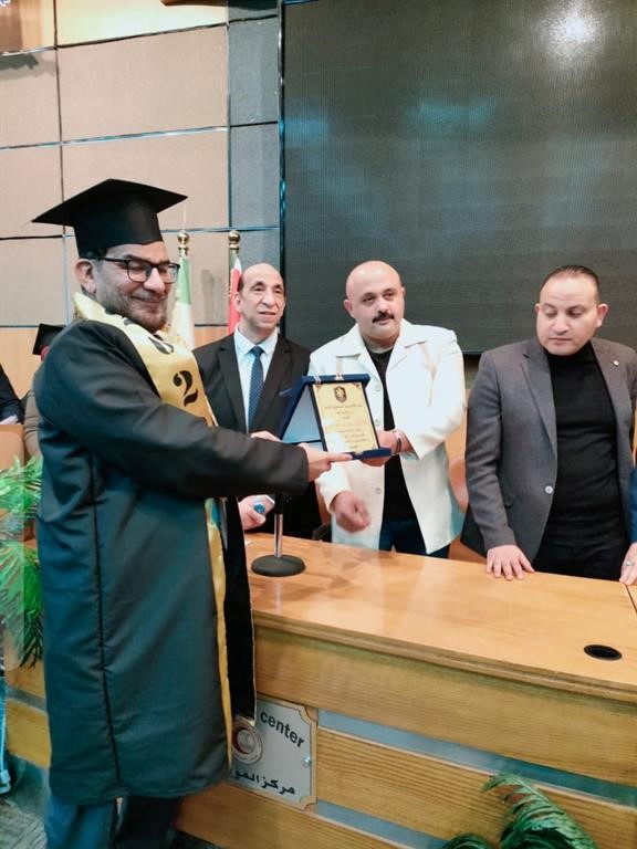 مبروك د. كمال الدين حسن بمناسبة حصوله على الدكتوراة المهنية