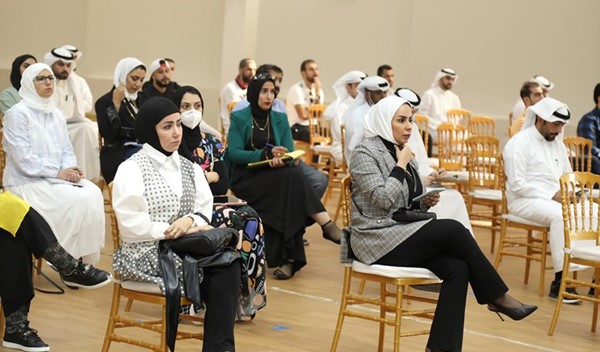 لقاء تنويري للمعلمين المشاركين في منافسات جائزة محمد بن زايد لأفضل معلم