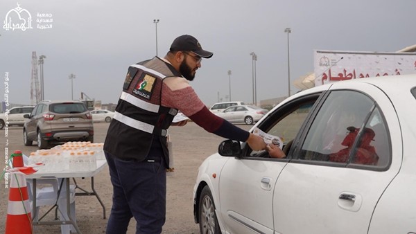 "الهداية الخيرية" وزعت 2000 كوبون مواد غذائية على الأسر المتعففة داخل الكويت