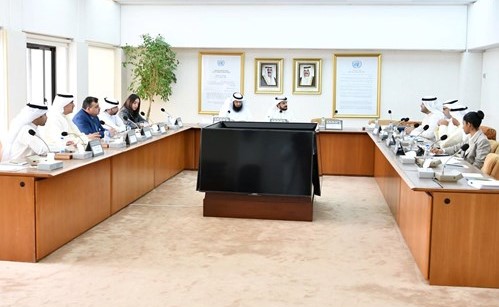 د.أحمد مطيع ود.محمد الحويلة خلال اجتماع اللجنة