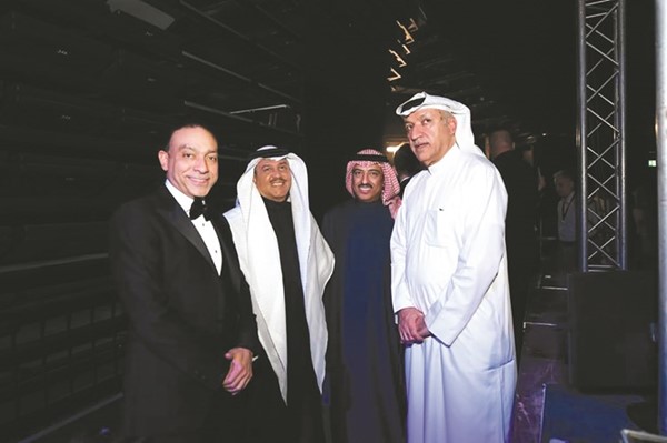 بو فواز مع فنان العرب محمد عبده واصيل ابوبكر سالم والمايسترو وليد فايد