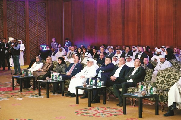 جانب من الحضور خلال الملتقى