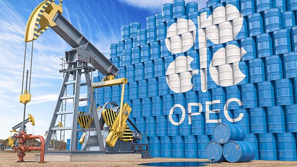 «رويترز»: «أوپيك+» تتجه نحو زيادة متواضعة لهدفها لإنتاج النفط لشهر مايو