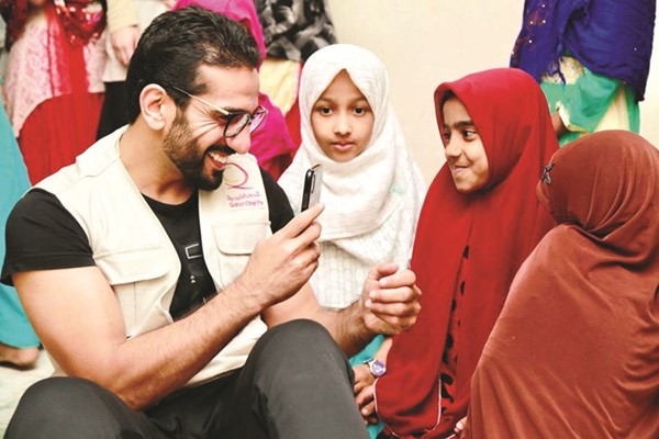 عادل لامي يدعو إلى إغاثة الفقراء