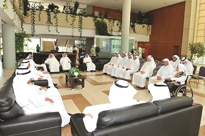 يوسف الرومي: الإدارة الجامعية مستعدة للتعاون مع اتحاد طلبة الجامعة لتحقيق المصالح الطلابية والتركيز على المنظومة التعليمية
