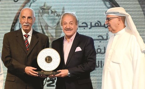 جائزة أوسكار للإبداع الفني فاز بها النجم محمد المنصور